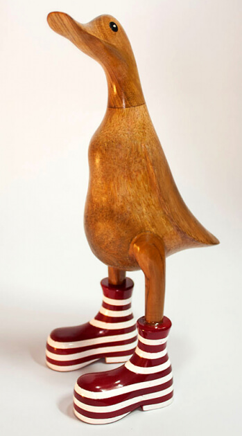 Фигурка "Утка в полосатых сапожках" из ценных пород дерева (25 см).